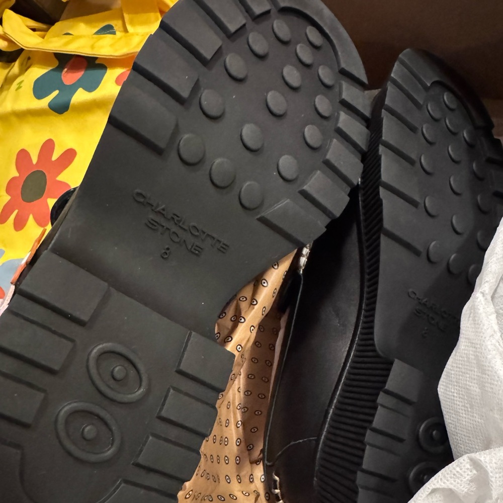 LORIEN STERN X CHARLOTTE STONE LOAFERS (BLACK) - Picture 6 of 7